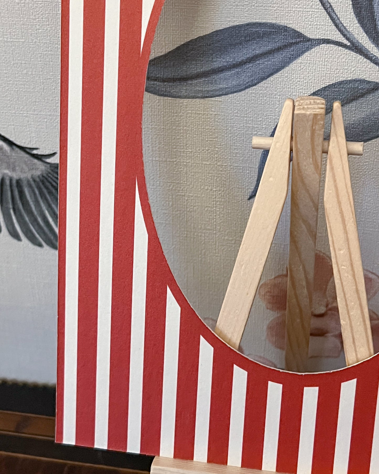 Red Oval Medium Stripes Photo Mat