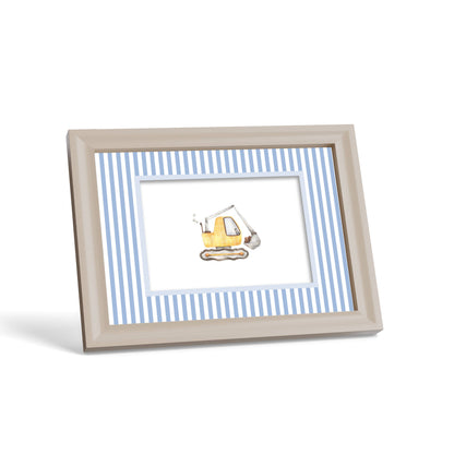 Small Stripes Photo Mount - custom photo mat for framing - cream frame - surface leaning - Coeur et Maman