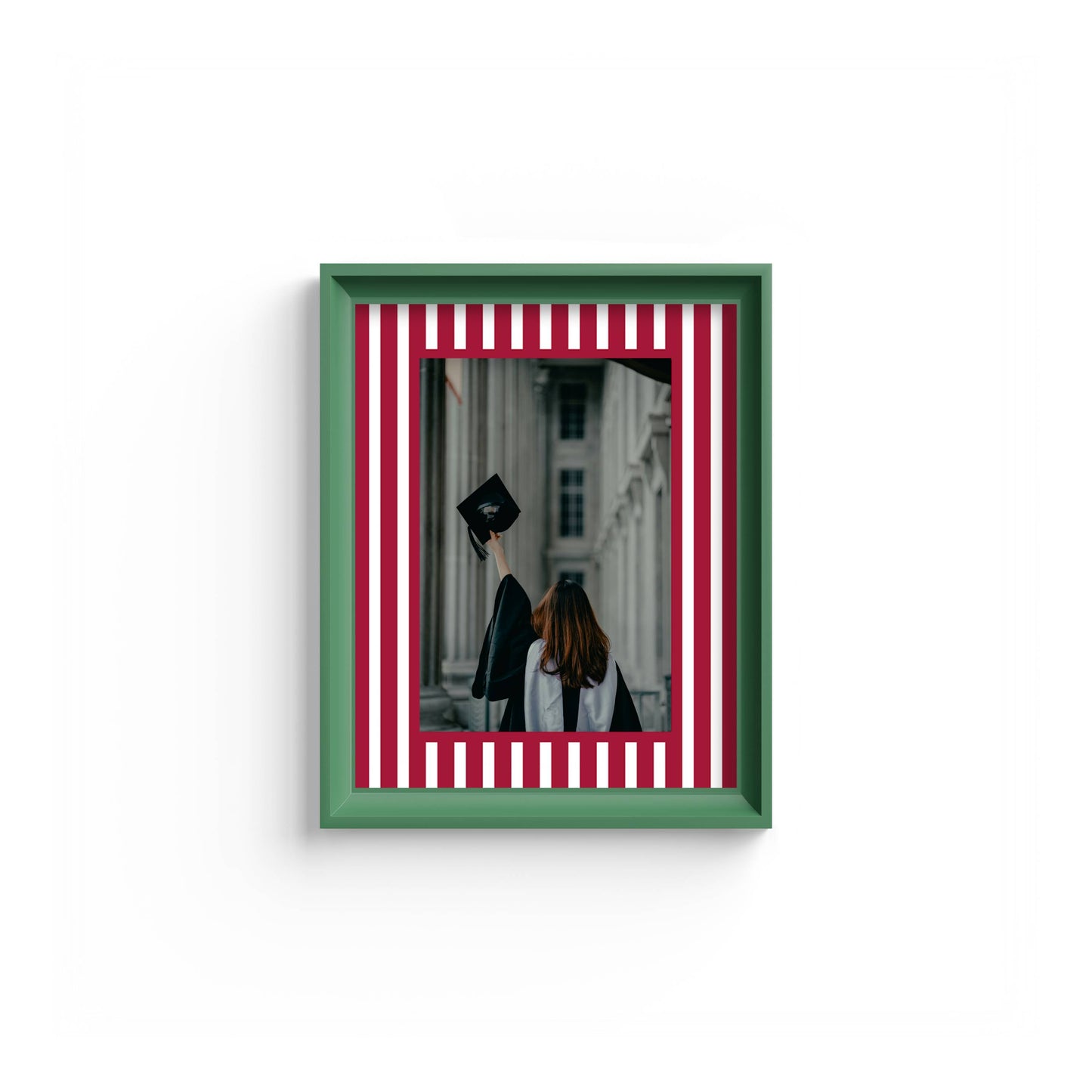 Medium Stripes Photo Mount - mount for picture frame for graduation certificates - green frame - wall hanging - Coeur et Maman