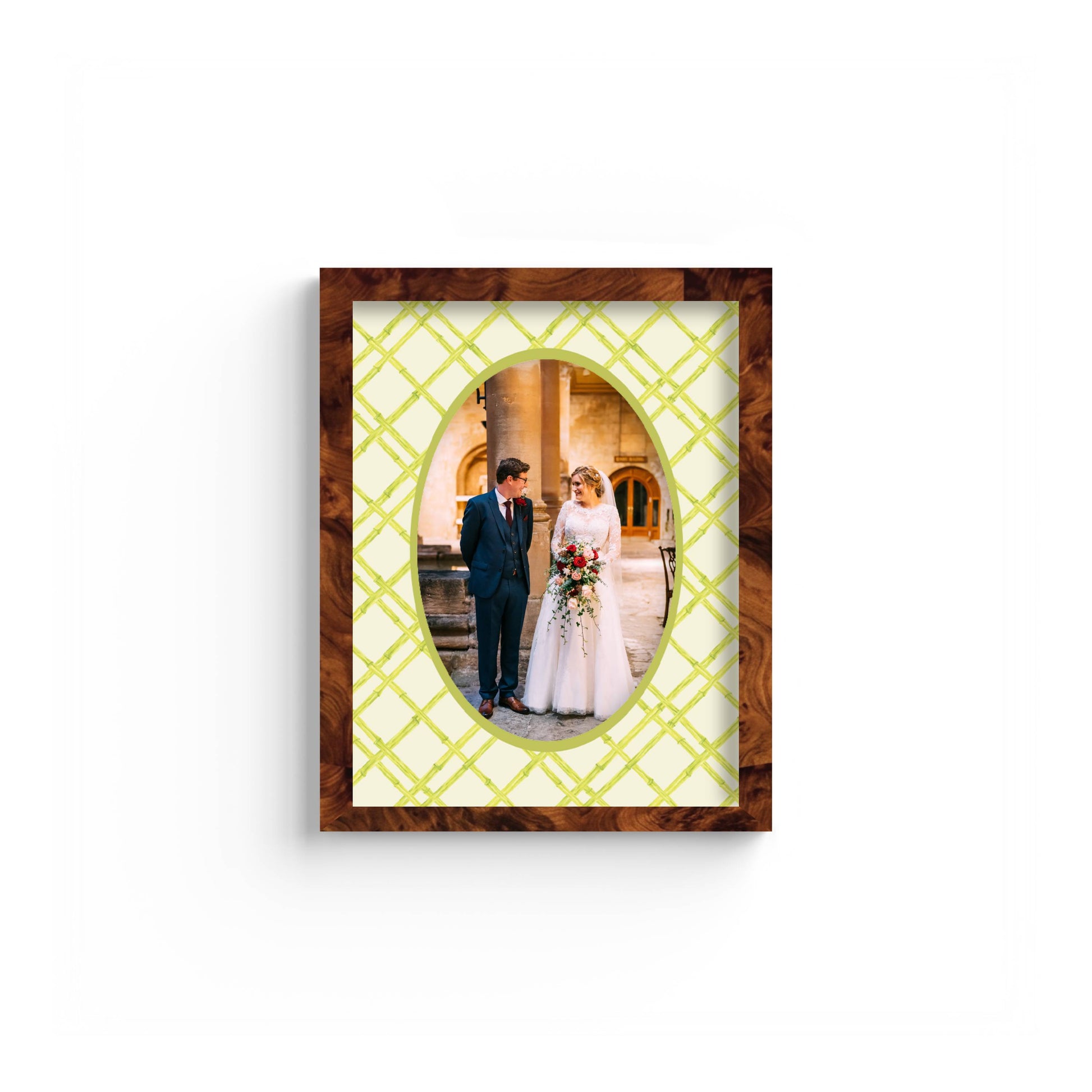 Bamboo Photo Mount - custom photo mat for framing for wedding photos - modern wedding gifts - burlwood frame - wall hanging - Coeur et Maman