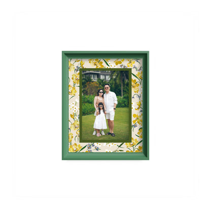 Green Garden Photo Mount - mount for picture frame - green frame - wall hanging - Coeur et Maman