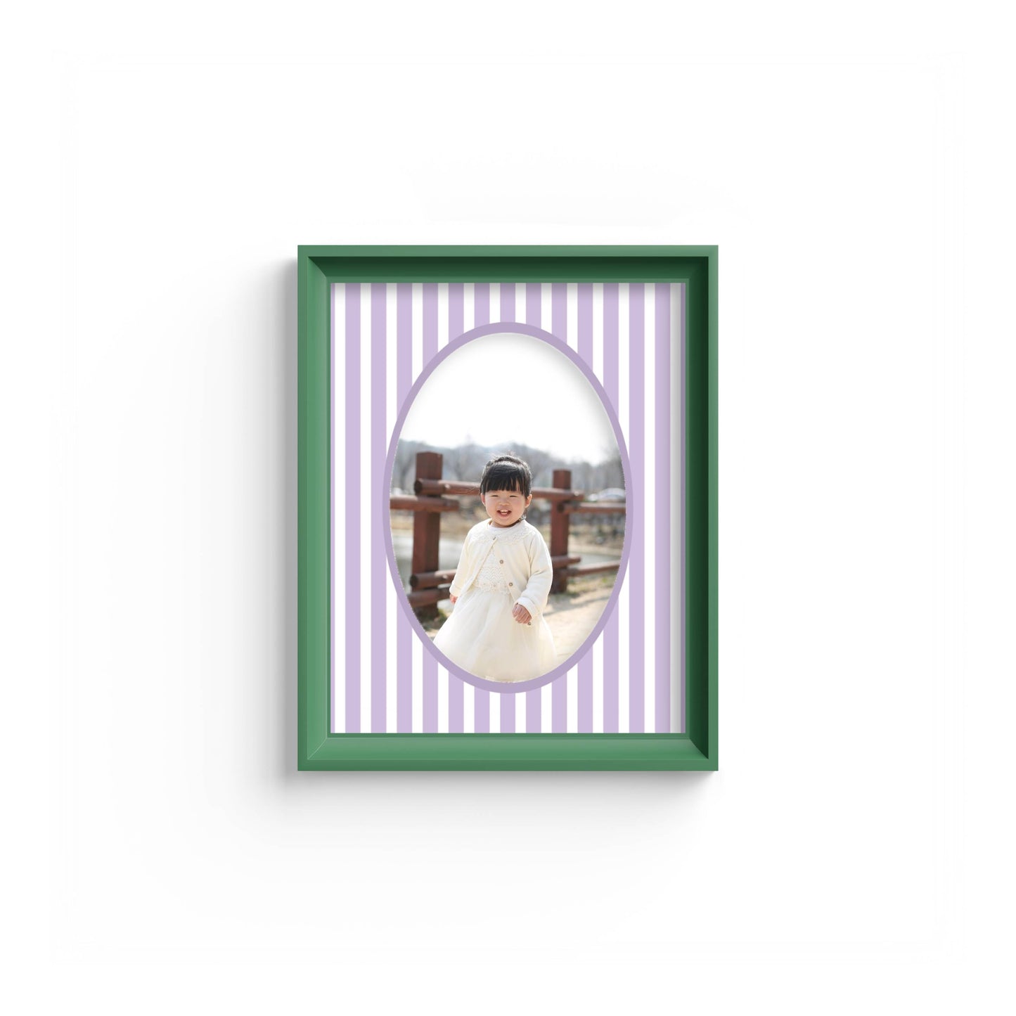 Medium Stripes Photo Mount - mount for picture frame - green frame - wall hanging - Coeur et Maman