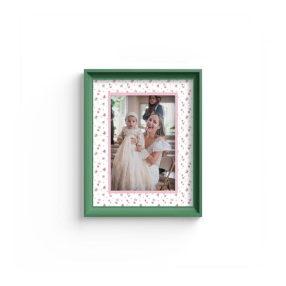 Floral Photo Mount - mount for picture frame - green frame - wall hanging - Coeur et Maman