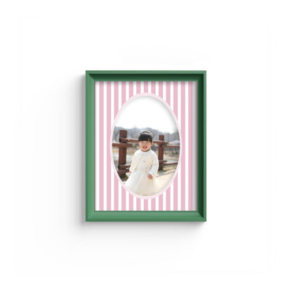 Medium Stripes Photo Mount - mount for picture frame - green frame - wall hanging - Coeur et Maman