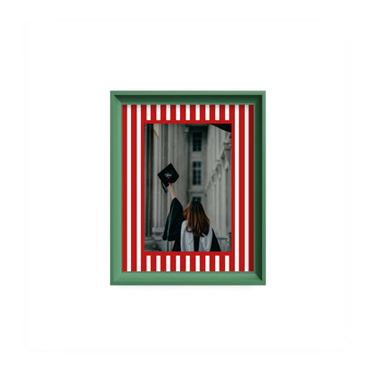 Medium Stripes Photo Mount - mount for picture frame for graduation certificates - green frame - wall hanging - Coeur et Maman