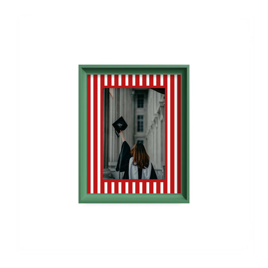 Medium Stripes Photo Mount - mount for picture frame for graduation certificates - green frame - wall hanging - Coeur et Maman