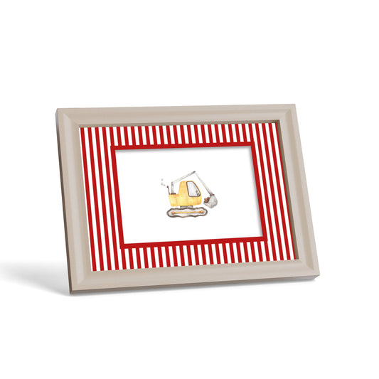 Small Stripes Photo Mount - custom photo mat for framing - cream frame - surface leaning - Coeur et Maman