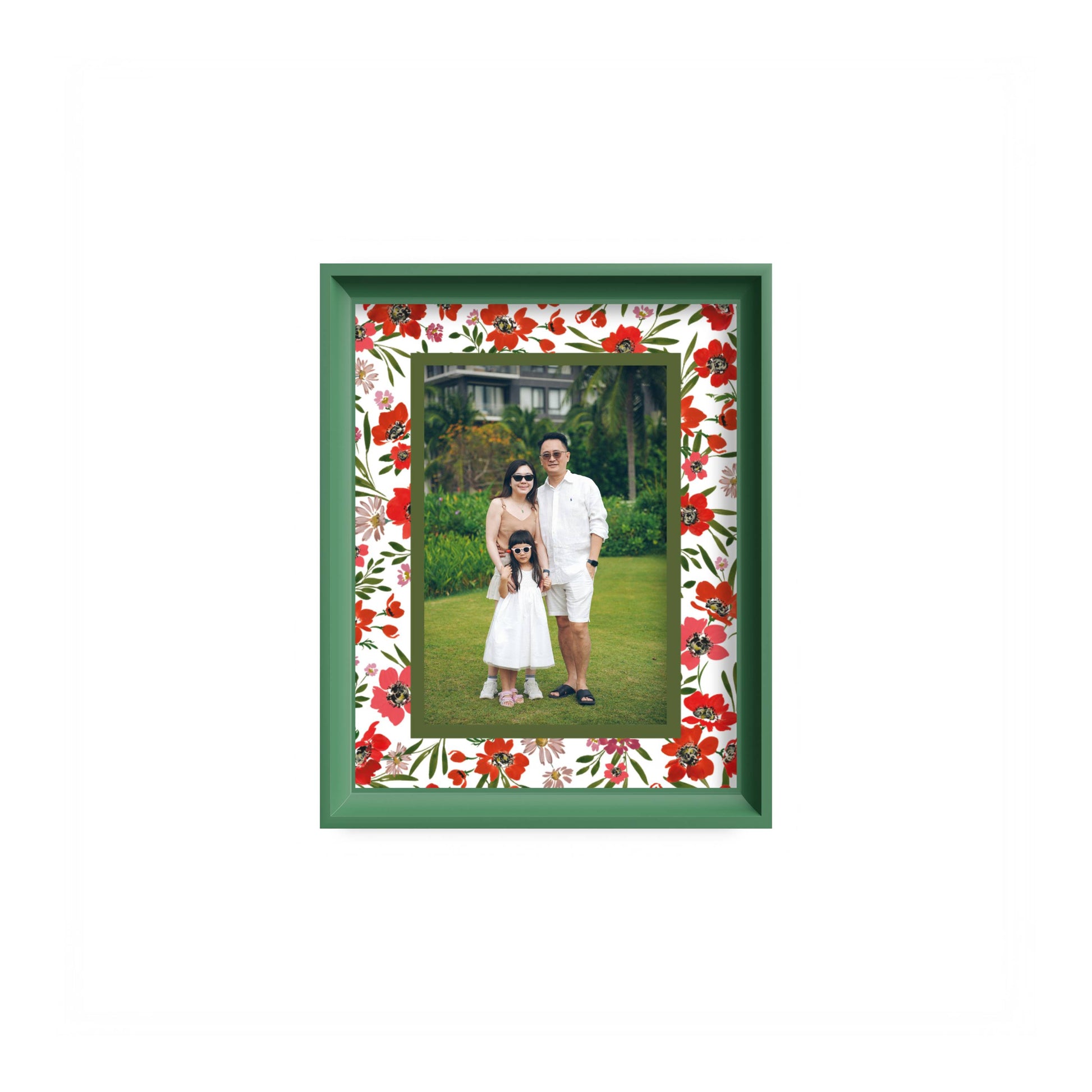 Scarlet Reverie Photo Mount - mount for picture frame - green frame - wall hanging - Coeur et Maman