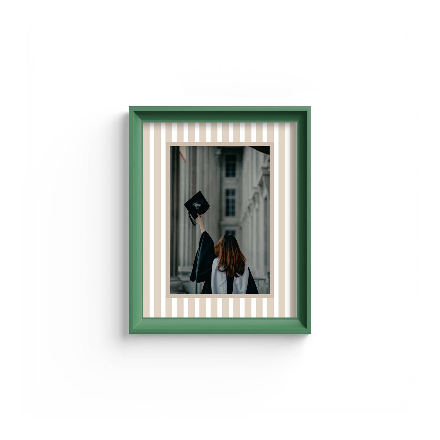 Medium Stripes Photo Mount - mount for picture frame for graduation certificates - green frame - wall hanging - Coeur et Maman