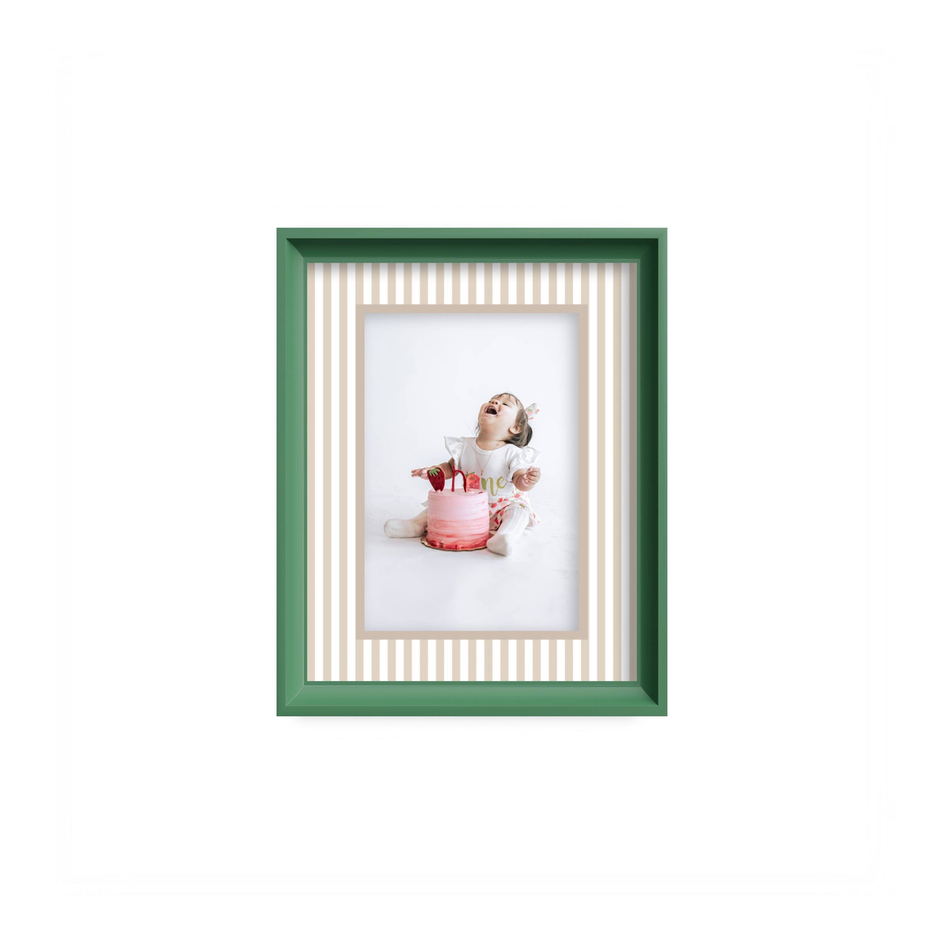 Small Stripes Photo Mount - mount for picture frame - green frame - wall hanging - Coeur et Maman