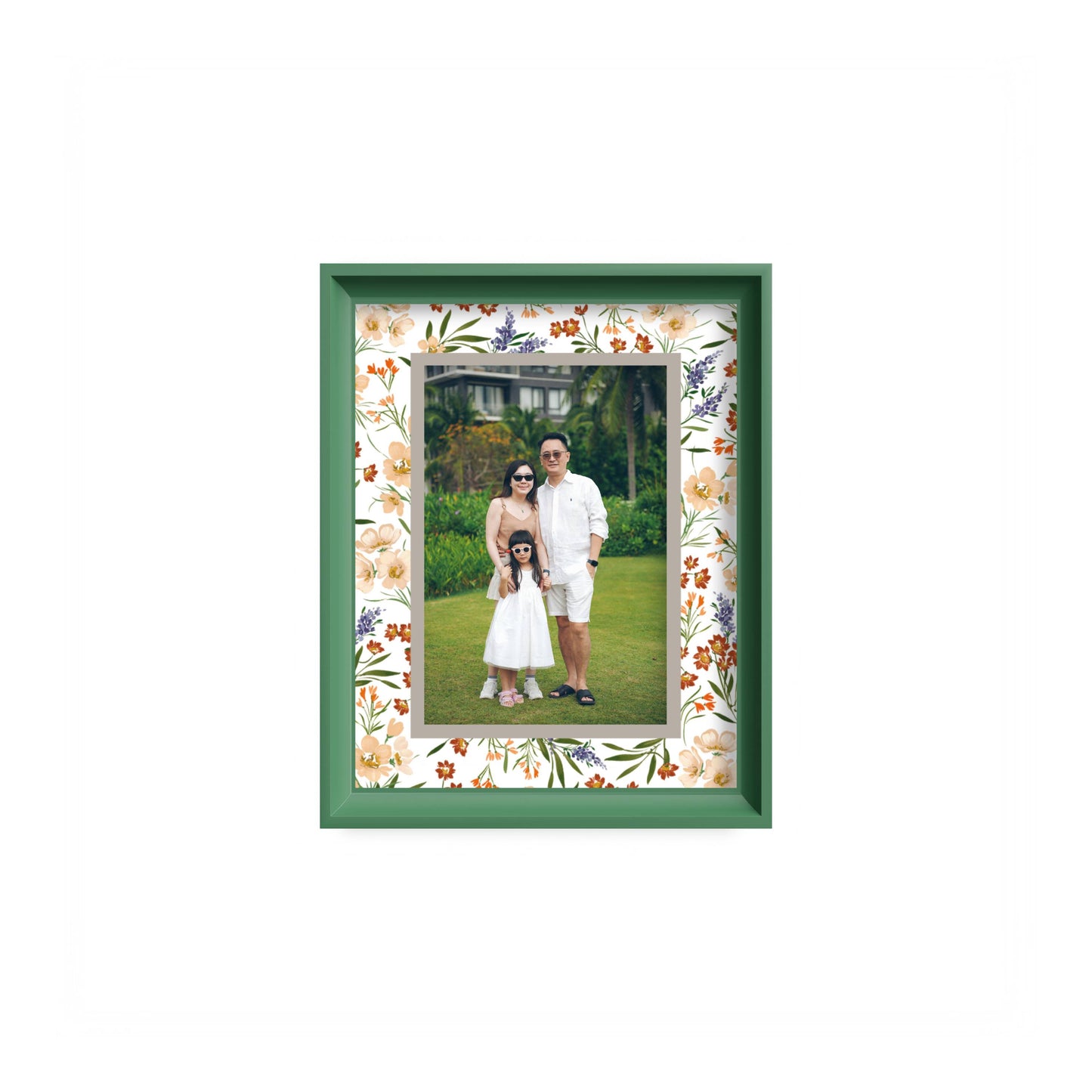 The Meadow Photo Mount - mount for picture frame - green frame - wall hanging - Coeur et Maman